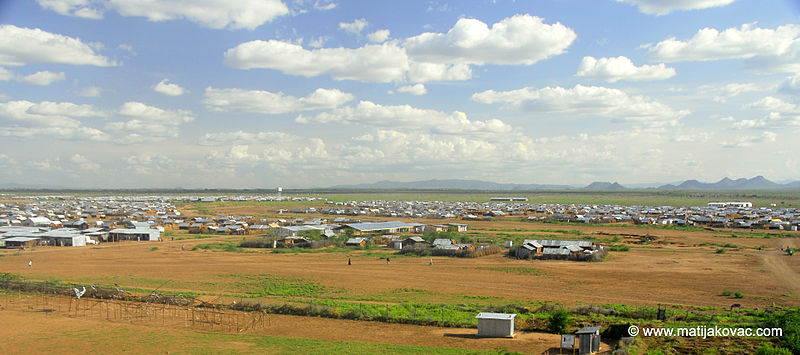 800px-KakumaRefugeeCamp2010